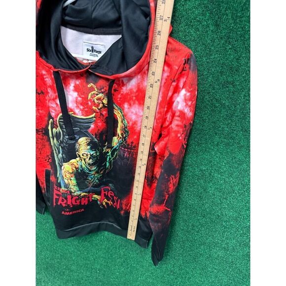 Six Flags Fright Fest Hoodie Sweatshirt Small Red Black Zombie Mummy AOP Horror - Picture 4 of 6